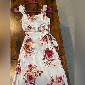 Floral Sleeveless Dress with Tie Waist